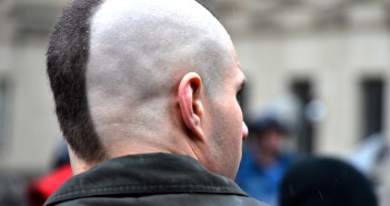 Bitkári a chuligáni budú v Bratislave protestovať proti „islamizácii“ Bitkári a chuligáni idú protestovať proti „islamizácii“