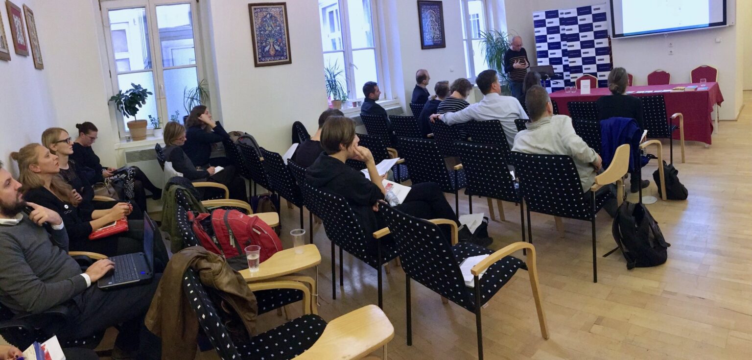 Okolité štáty spúšťajú internetové projekty proti nenávisti. Toto sú niektoré z nich