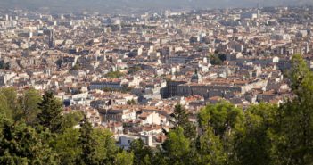 Takto vyzerá Marseille, nenávidené mesto internetových islamofóbov Takto vyzerá Marseille, nenávidené mesto internetových islamofóbov