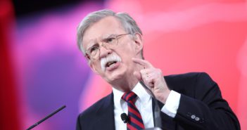 John Bolton predsedal protimuslimskému think tanku