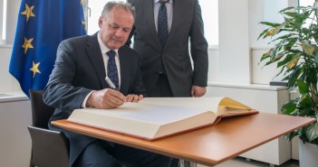 Prezident Kiska upozornil na nenávistné internetové stránky na Slovensku, vrátane protimuslimských