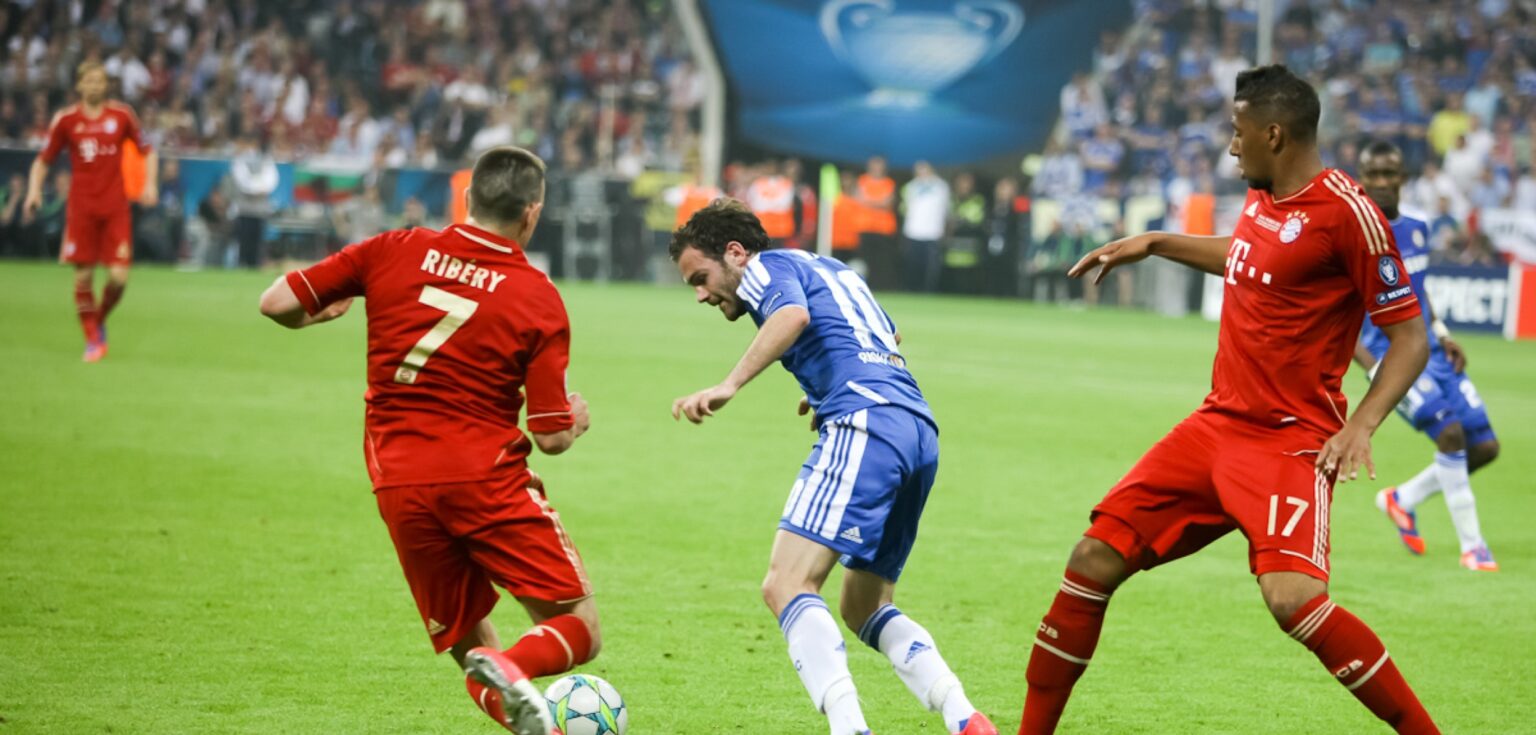 Najnovší terč nemeckých radikálov: Futbalový reprezentant, syn imigranta z Ghany a nemeckej matky