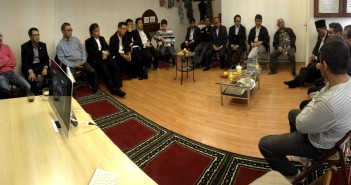 Indonézski kresťania slovenským muslimom: Hľadajte pomoc u miestnych kresťanov, nám pomáhajú muslimovia Indonézski kresťania slovenským muslimom: Hľadajte pomoc u miestnych kresťanov, nám pomáhajú muslimovia