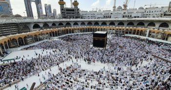 Isrá Wal Miráž: noc, kedy Prorok Muhammad podľa islamskej tradície vystúpil na nebesia Isrá Wal Miráž: noc, kedy Prorok Muhammad podľa islamskej tradície vystúpil na nebesia
