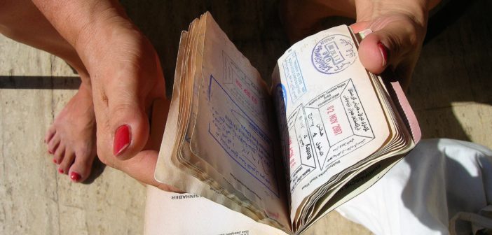 Národní centrála proti organizovanému zločinu označila za nebezpečný „nekontrolovatelný vstup lidí praktikujících islám do Česka“