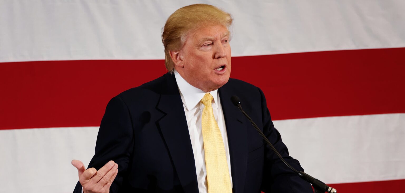 Sestra zavražděného muslima vyzvala Donalda Trumpa v návaznosti na jeho slova o vepřové krvi