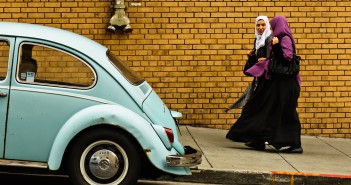 Islamofóbia v Česku na vzostupe: Rana päsťou kvôli arabčine a žiadosti o vylúčenie muslimskej študentky Ilustračná snímka
